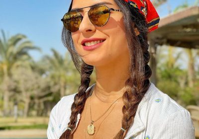 ريهام أيمن عفوية في جلسة تصوير جديدة (صور)