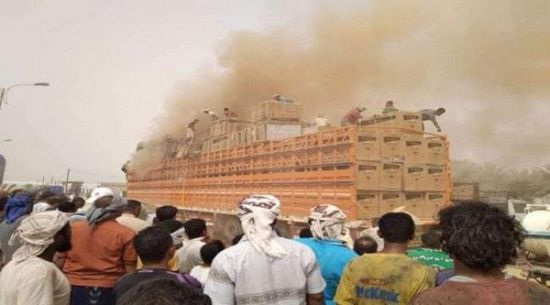 حريق يلتهم شاحنة مُحملة بأجهزة كهربائية بتريم