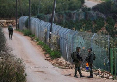 قوات إسرائيلية تُطلق النار في الهواء بالقرب من مزارعين لبنانيين