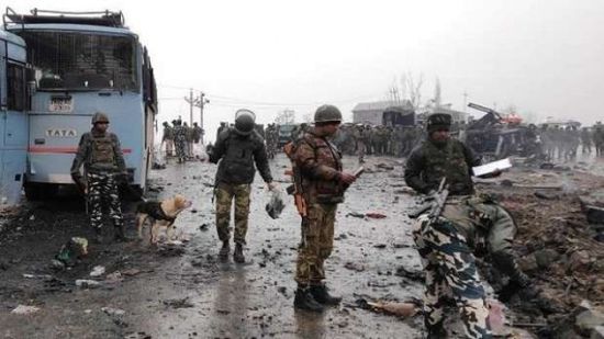 مقتل 5 أشخاص في هجوم إرهابي بكشمير