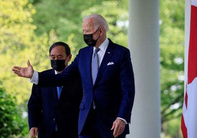 بايدن ورئيس وزراء اليابان يبحثان ملف كوريا الشمالية