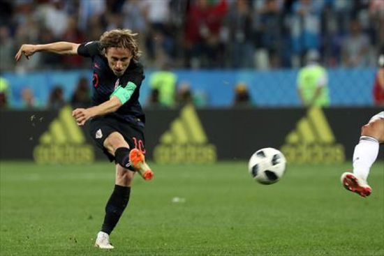 مودريتش يقود تشكيل كرواتيا أمام إنجلترا