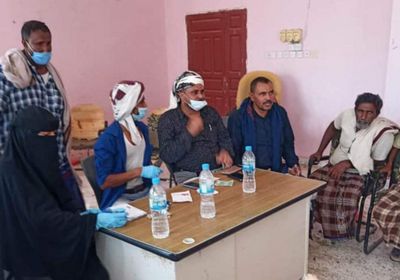 صرف الحوالات النقدية الطارئة للمستفيدين بقلنسية