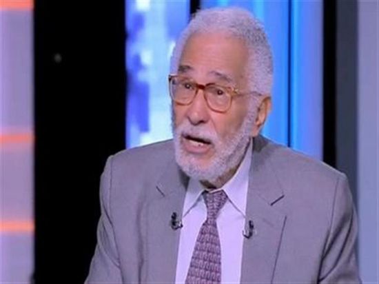 نجل عبد الرحمن أبو زهرة يكشف تفاصيل حالة والده الصحية