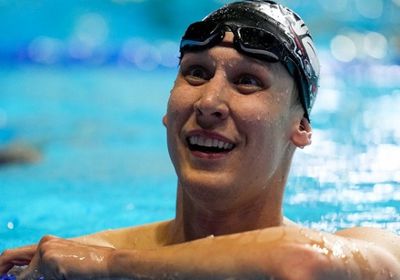 كاليش يمثل أمريكا في منافسات السباحة بدورة طوكيو