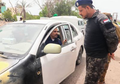 جهود توعية بخطر حيازة السلاح في عدن