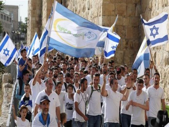  مخاوف من اندلاع عنف بمسيرة الأعلام الإسرائيلية وفلسطينيون: استفزازية