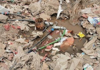 تسريب في شبكة المياه بردفان