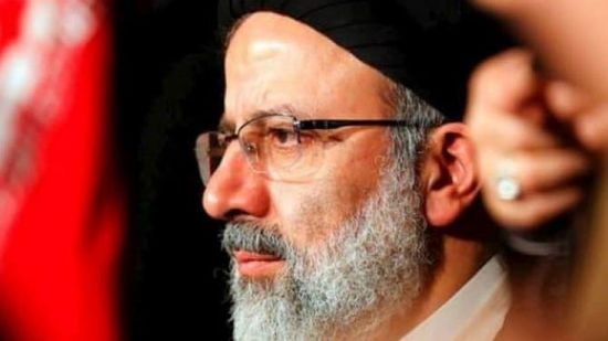  استطلاعات رسمية تفجر قنبلة مقاطعة الانتخابات الإيرانية.. وخامئني يؤمن الطريق لـ"حكم رئيسي"