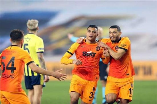 مواجهة شرسة لرفاق مصطفى محمد في الدور التمهيدي بدوري الأبطال