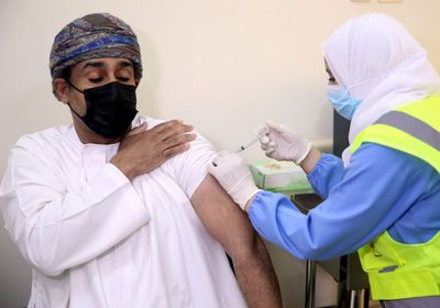 سلطنة عمان ترصد 26 وفاة و2142 إصابة جديدة بكورونا
