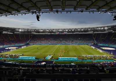 إبطال مفعول قنبلة قبل مباراة إيطاليا وسويسرا