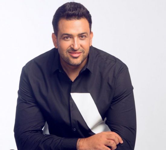 تامر حسين يروج لأغنيته مع هاني شاكر