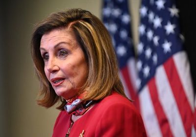 بيلوسي: خطة دعم العائلات الأمريكية تشمل فئة الطلاب