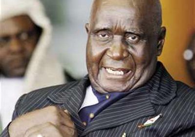 عن عمر 97 عامًا.. وفاة أول رئيس لزامبيا