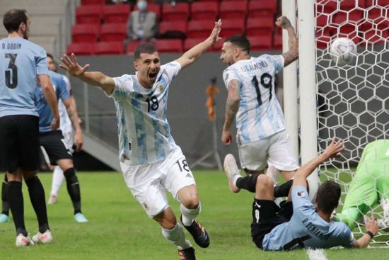 الأرجنتين تحقق فوزها الأول على حساب أوروجواي
