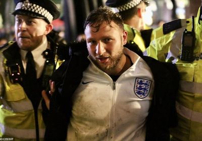 القبض على26 مشجعاً بعد مباراة إنجلترا واسكتلندا