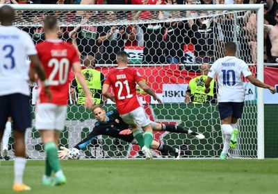 المجر تباغت فرنسا بهدف في الشوط الأول في يورو2020
