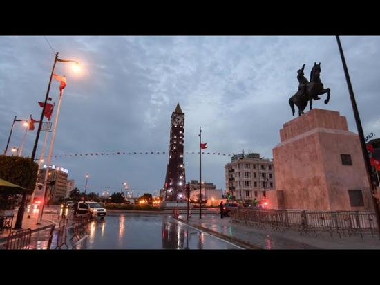 تونس تغلق ولايات عدة وتفرض حجرًا صحيًا شاملاً
