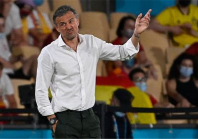 إنريكي يعلّق على تعادل إسبانيا أمام بولندا