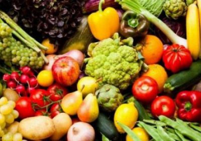 ثبات أسعار الخضروات والفواكه بأسواق عدن اليوم الأحد