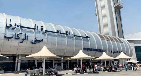  مطار القاهرة الدولي يستقبل 3687 سائحًا روسيًا