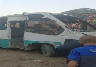  مصر.. تفاصيل جديدة في حادث تصادم قطار مع سيارتي ركاب بحلوان