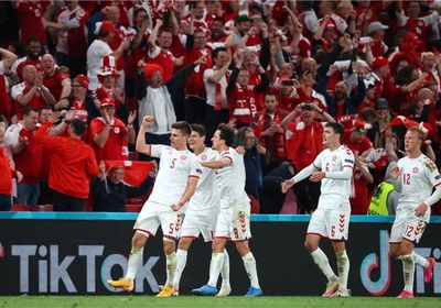 الدنمارك تكتسح روسيا برباعية مقابل هدف في يورو 2020