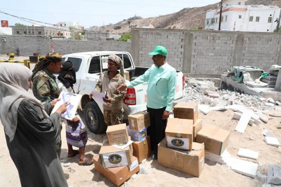 وصول شحنة أدوية لـ"العاشر صاعقة" في لحج