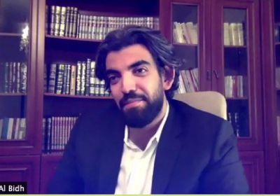 البيض: الشرعية تتهرب من اتفاق الرياض بأعذار أمنية