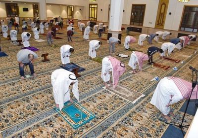 السعودية تُعيد فتح 17 مسجدًا بعد تعقيمهم