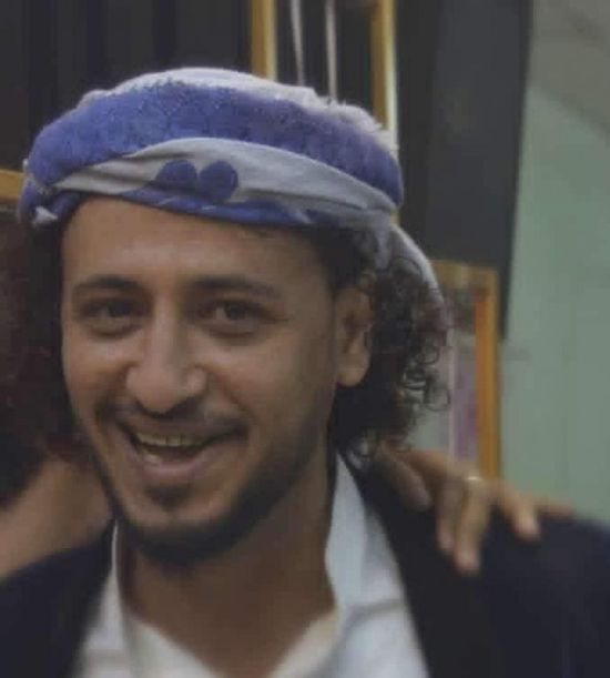 طلب رؤية طفلته فأردوه قتيلًا