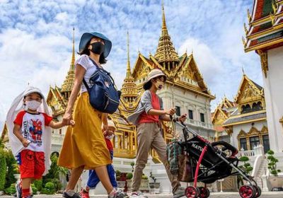 تايلاند تغلق العاصمة و4 مناطق أخرى شهرًا