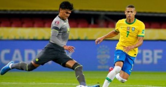 البرازيل تهدي الإكوادور بطاقة التأهل لربع نهائي كوبا أمريكا