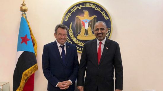 مورير يعلق على لقائه الرئيس الزُبيدي