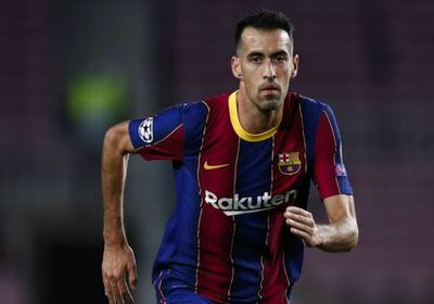 هل يرحل بوسكيتس عن برشلونة؟.. خبير سوق الانتقالات يرد