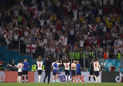 إنجلترا تتأهل لنصف النهائي على حساب أوكرانيا