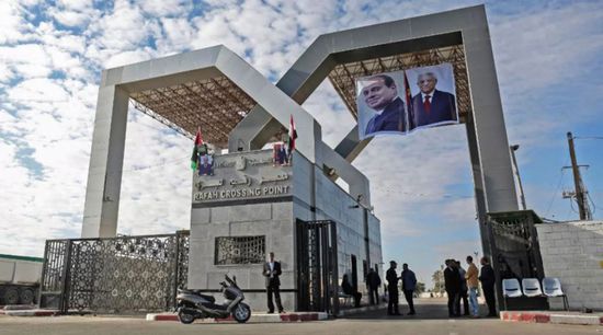 مصر تُعيد فتح معبر رفح البري استثنائيا