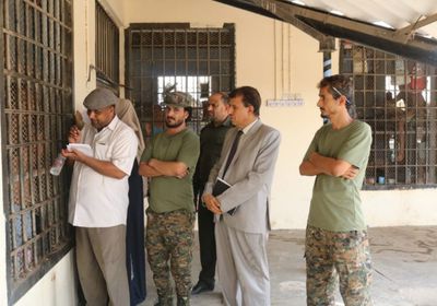 "حقوقية الانتقالي" تتفقد إصلاحية سجن المنصورة