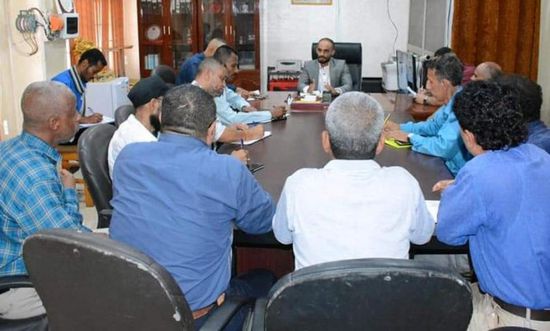 مأمور صيرة يكلف بتحسين الخدمات وتعزيز الإيرادات