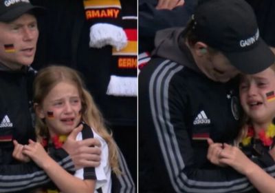 بعد بكائها.. بريطاني يجمع 34 ألف جنيه إسترليني لمشجعة ألمانيا