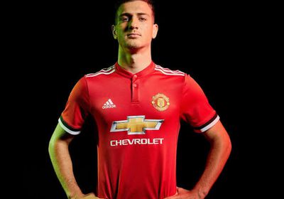 نجم اليونايتد يقترب من الانضمام لريال مدريد