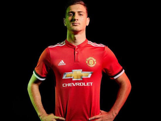 نجم اليونايتد يقترب من الانضمام لريال مدريد