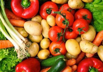 انخفاض في أسعار الخضروات بأسواق عدن اليوم الإثنين