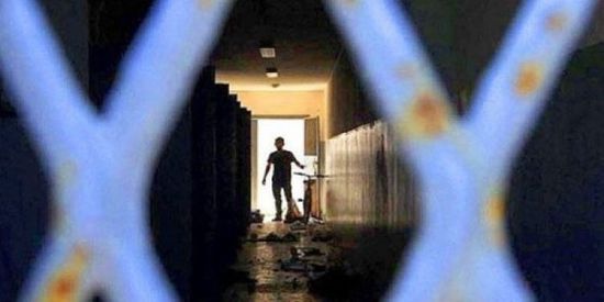 مليشيات الشرعية تعتقل 7 مراهقين في عتق