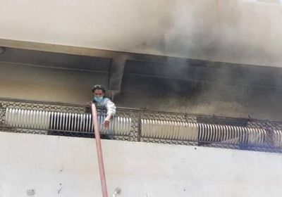شاهد.. احتراق 4 ورش نجارة في عتق