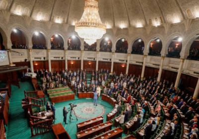 العنف يسيطر على البرلمان التونسي