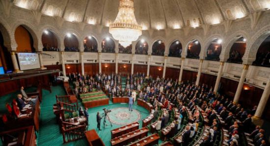العنف يسيطر على البرلمان التونسي