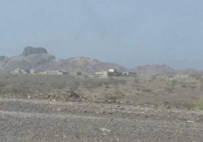 4 مصابين في انفجار لغم حوثي غرب موزع
