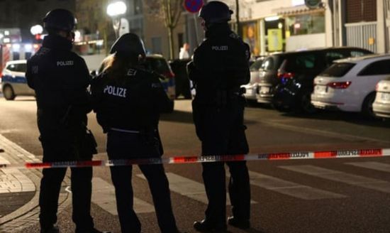 ألمانيا تبحث عن مشرد أصاب شخصا بسكين